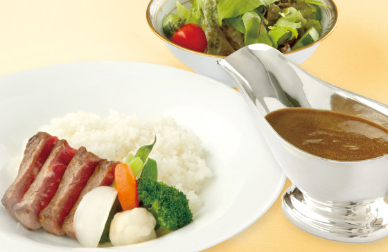 牛ロースカレーランチ